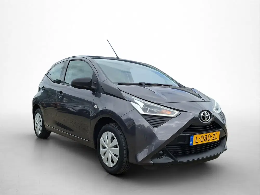 Toyota Aygo 1.0 VVT-i x-fun uit 2021, foto 3