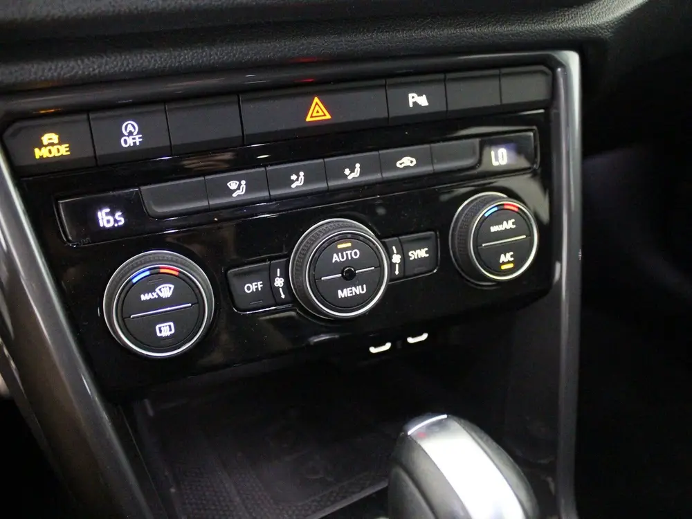 Volkswagen T-Roc 1.5 TSI Sport Business R (bj 2021) uit 2021, foto 13