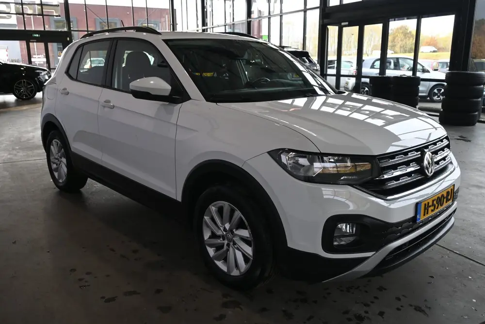 Volkswagen T-Cross 1.0 TSI Life Clima Cruise Control Navigat uit 2020, foto 10