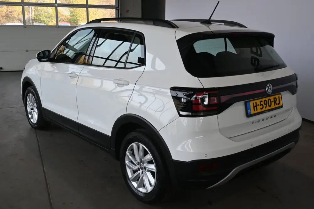 Volkswagen T-Cross 1.0 TSI Life Clima Cruise Control Navigat uit 2020, foto 11