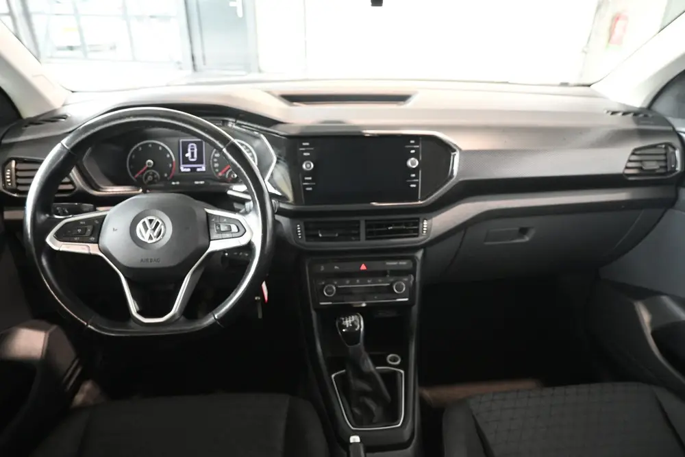 Volkswagen T-Cross 1.0 TSI Life Clima Cruise Control Navigat uit 2020, foto 2