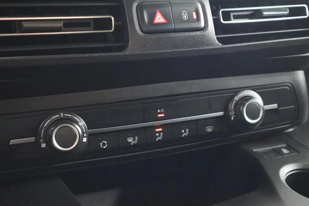 Opel Combo 1.2 Turbo L1H1 Edition uit 2019, foto 11
