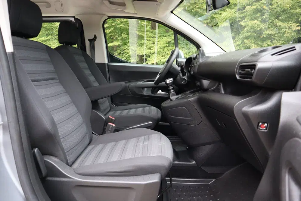 Opel Combo 1.2 Turbo L1H1 Edition uit 2019, foto 8