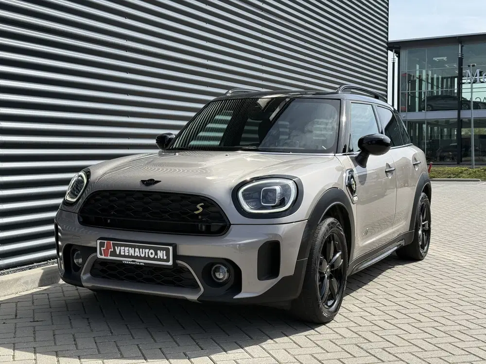 Mini Countryman 2.0 Cooper SE ALL4 Camera uit 2022, foto 18
