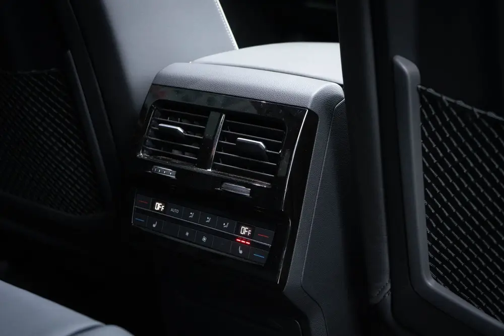 Volkswagen Touareg 3.0 TSI eHybrid 4MOTION / Puglia/ Top Vie uit 2024, foto 8