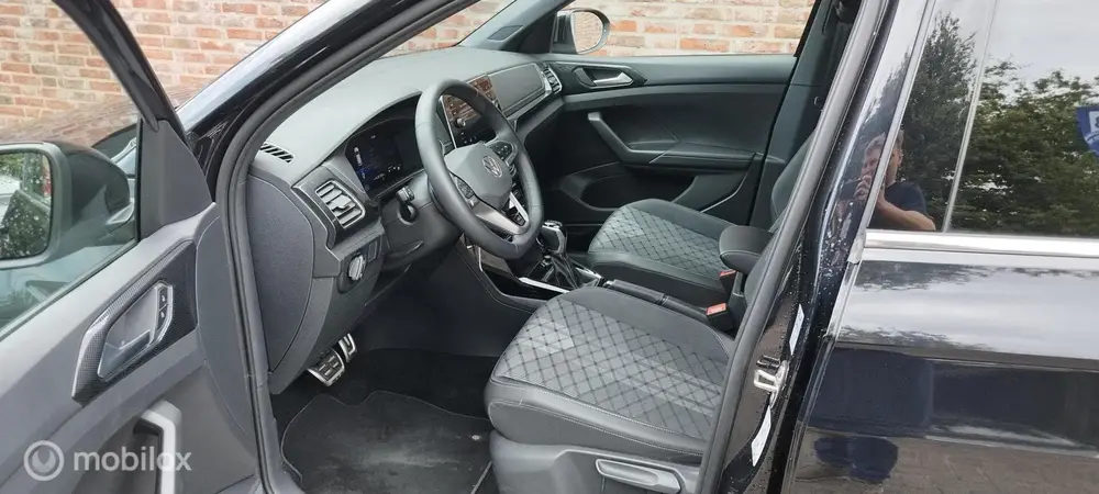 Volkswagen T-Cross 1.5 TSI R-Line Edition IQ light afn trekh uit 2025, foto 13