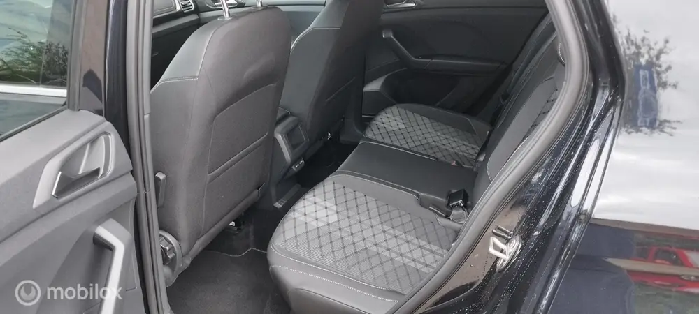 Volkswagen T-Cross 1.5 TSI R-Line Edition IQ light afn trekh uit 2025, foto 14