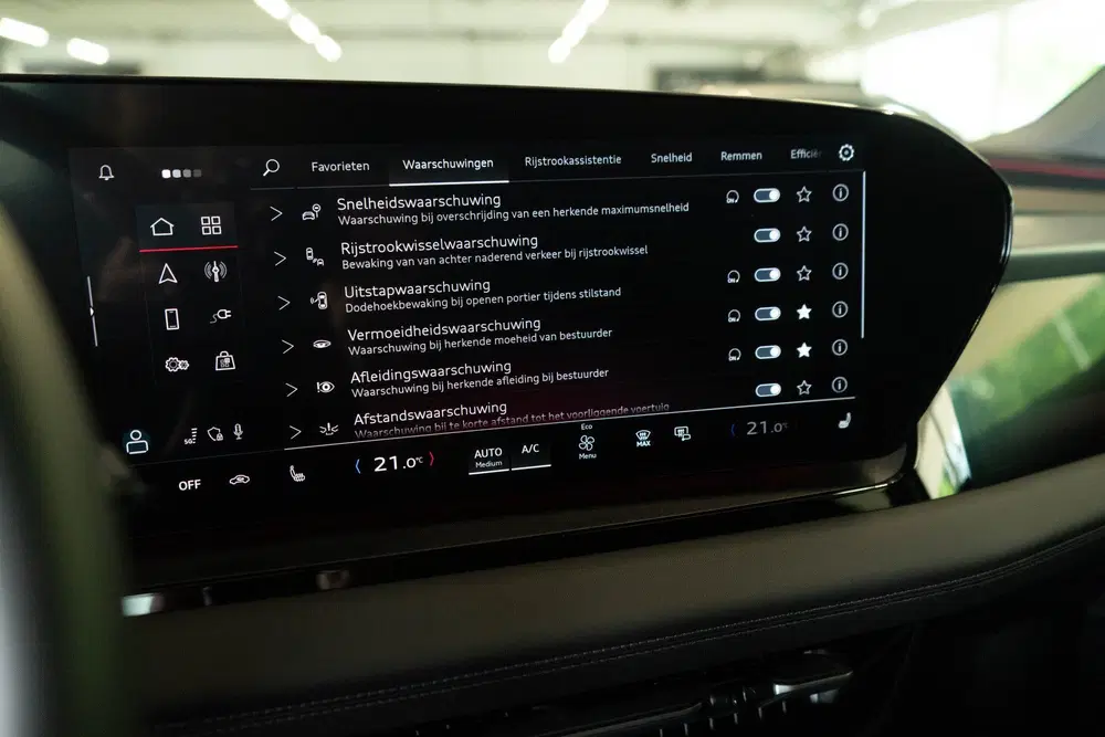 Audi Q6 e-tron Quattro uit 2025, foto 9