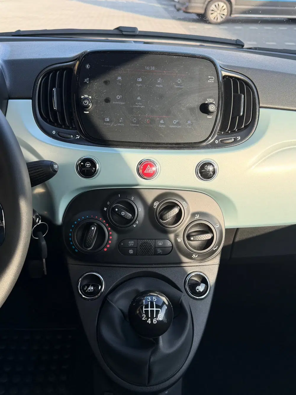 Fiat 500 1.0 Hybrid Dolcevita uit 2024, foto 12