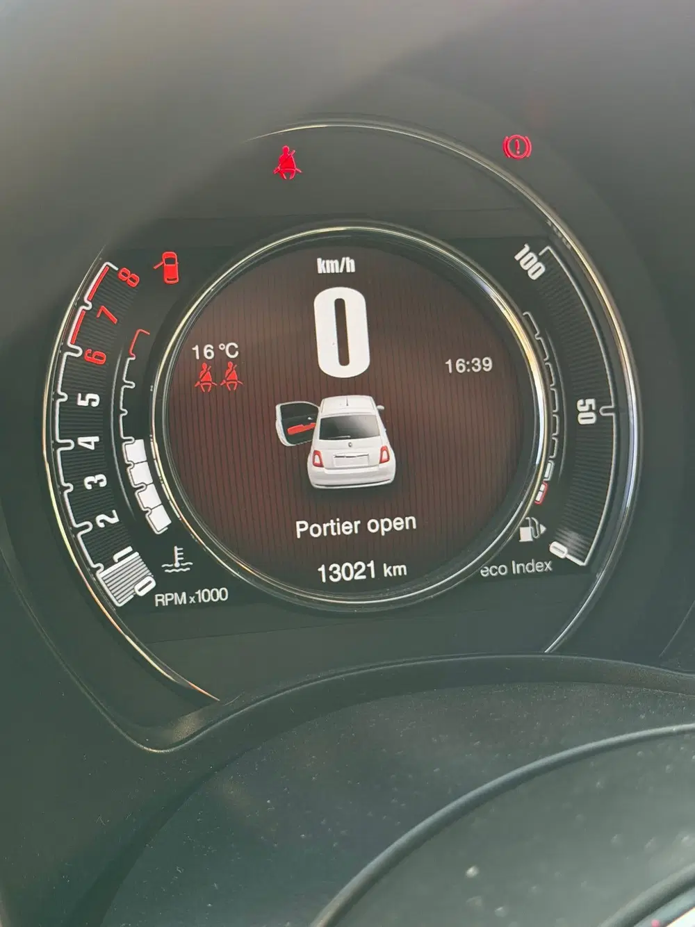 Fiat 500 1.0 Hybrid Dolcevita uit 2024, foto 13