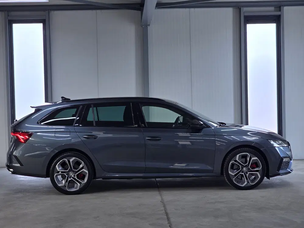 Skoda Octavia Combi 1.4 TSI RS iV PHEV Business uit 2021, foto 4