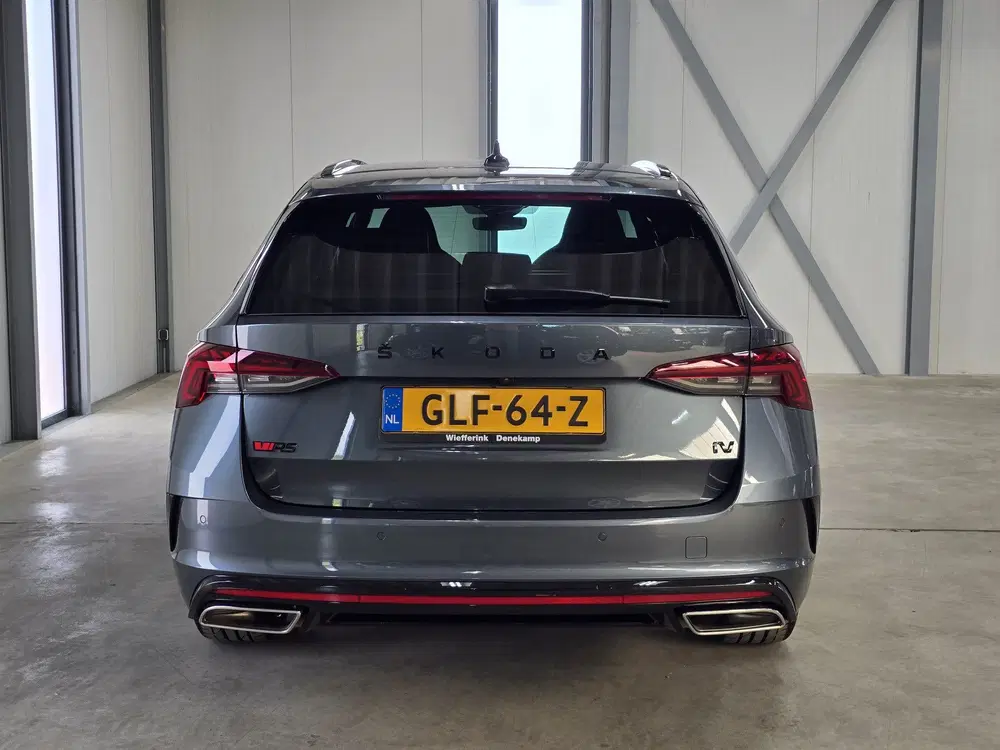 Skoda Octavia Combi 1.4 TSI RS iV PHEV Business uit 2021, foto 5
