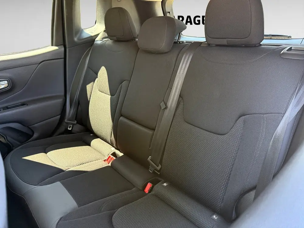 Jeep Renegade 1.3T Freedom | Automaat | Clima | Cruise | Dak uit 2019, foto 6