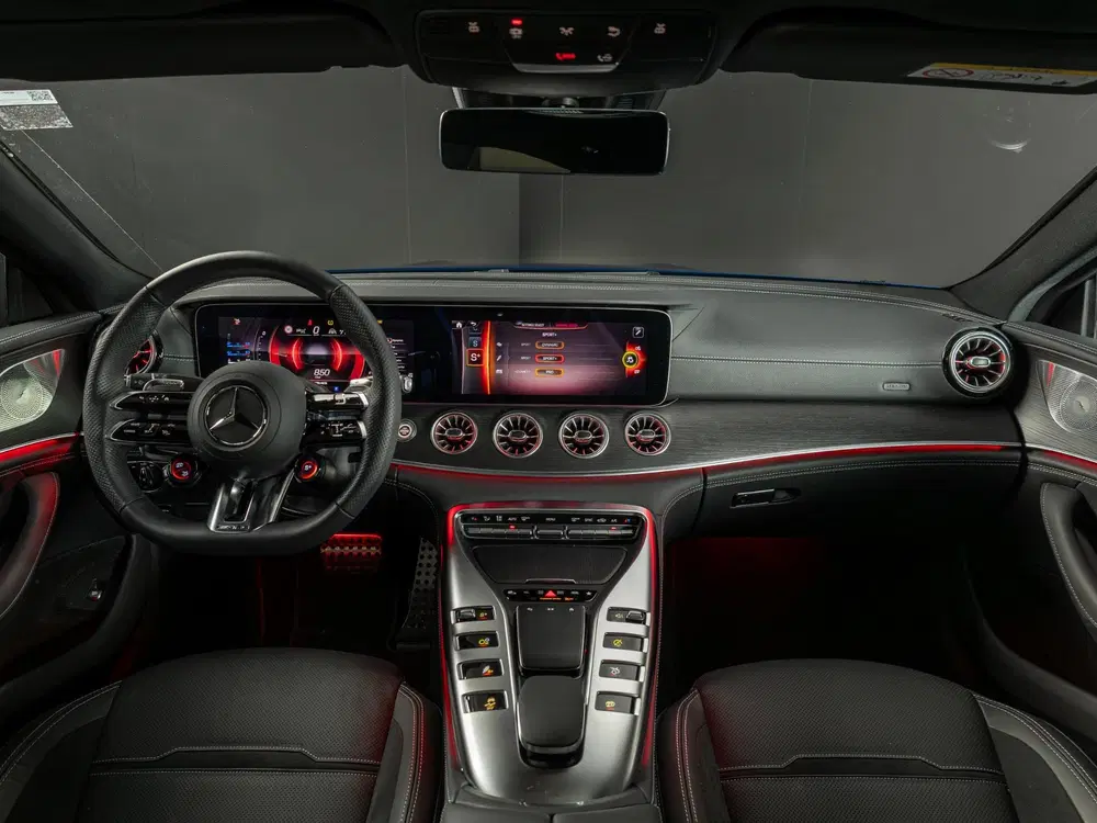 Mercedes-Benz AMG GT 43 4MATIC+ Panorama dak uit 2025, foto 3
