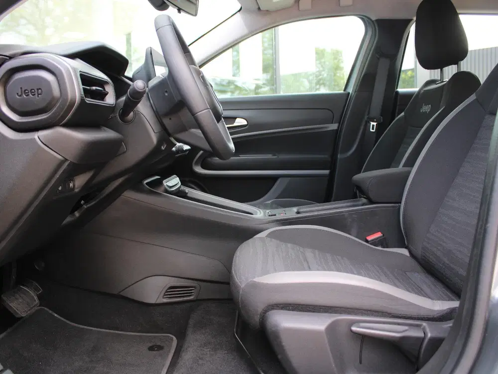 Jeep Avenger Longitude Business Pack 54 kWh uit 2024, foto 14