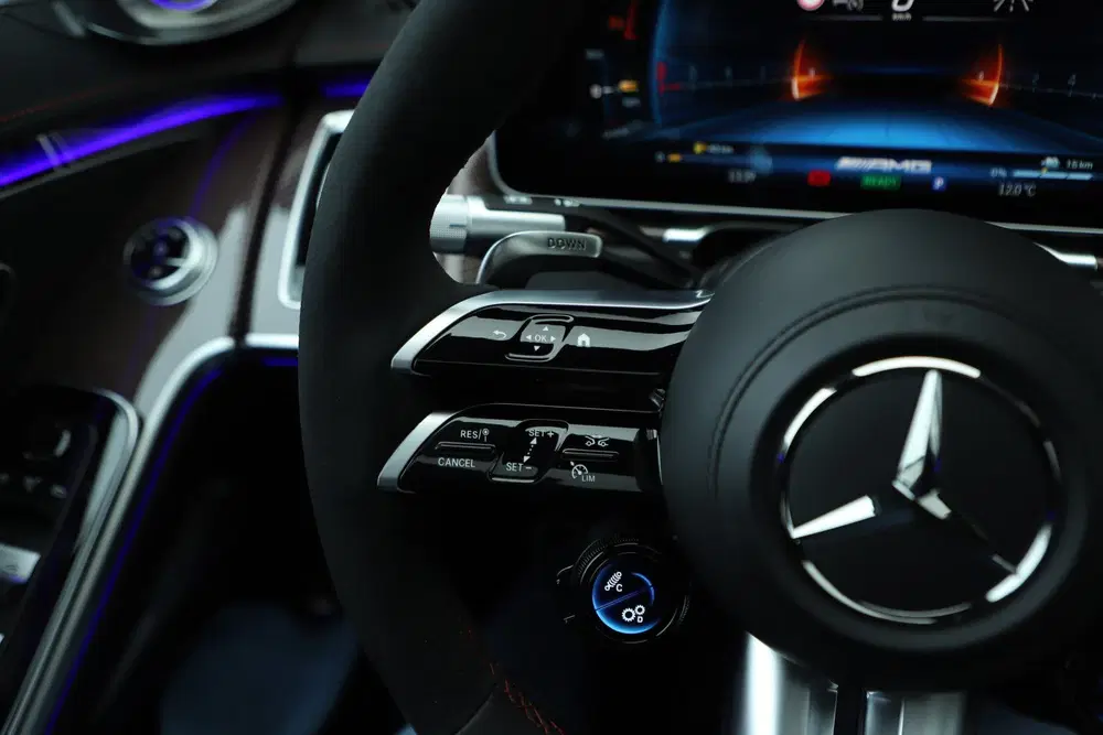 Mercedes-Benz S-Klasse AMG 63 S E Performance Lang uit 2024, foto 15