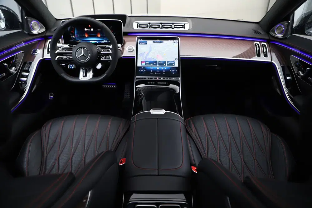 Mercedes-Benz S-Klasse AMG 63 S E Performance Lang uit 2024, foto 4