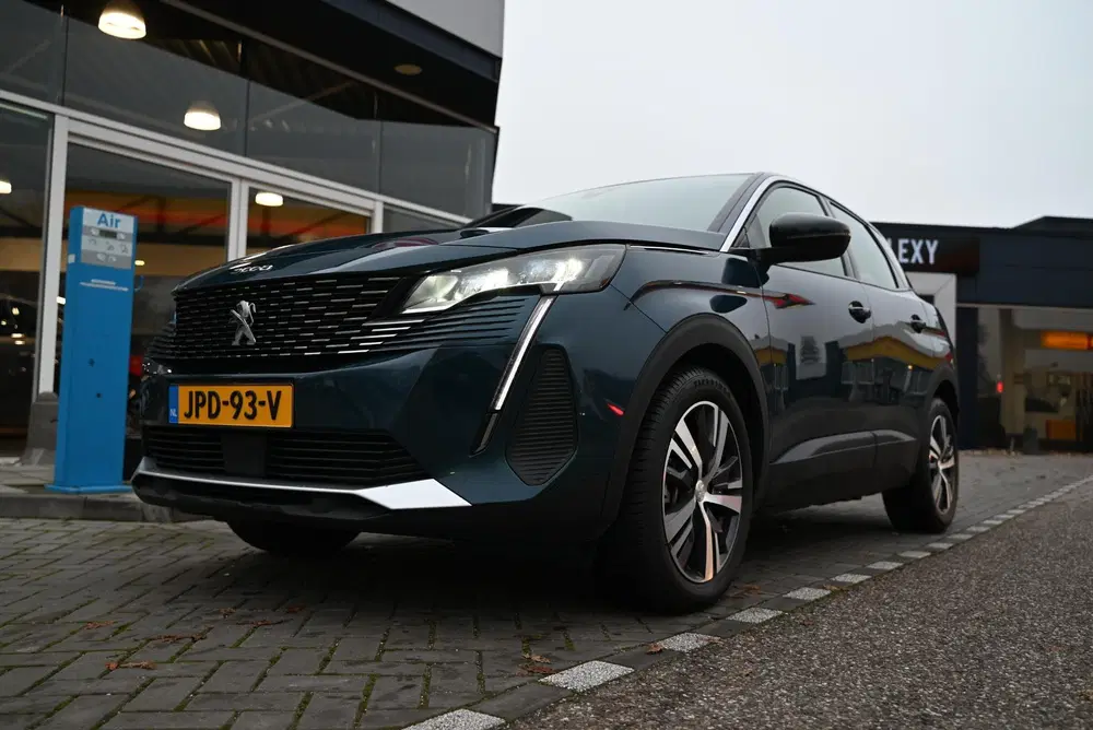 Peugeot 3008 1.6 HYbrid 225 Active Pack Business achter uit 2023, foto 4