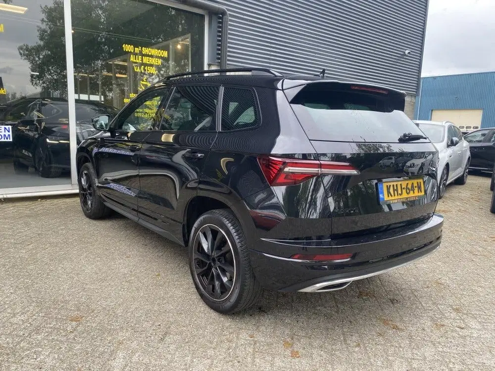 Skoda Karoq 1.5 TSI Sportline Business LEDER uit 2022, foto 13