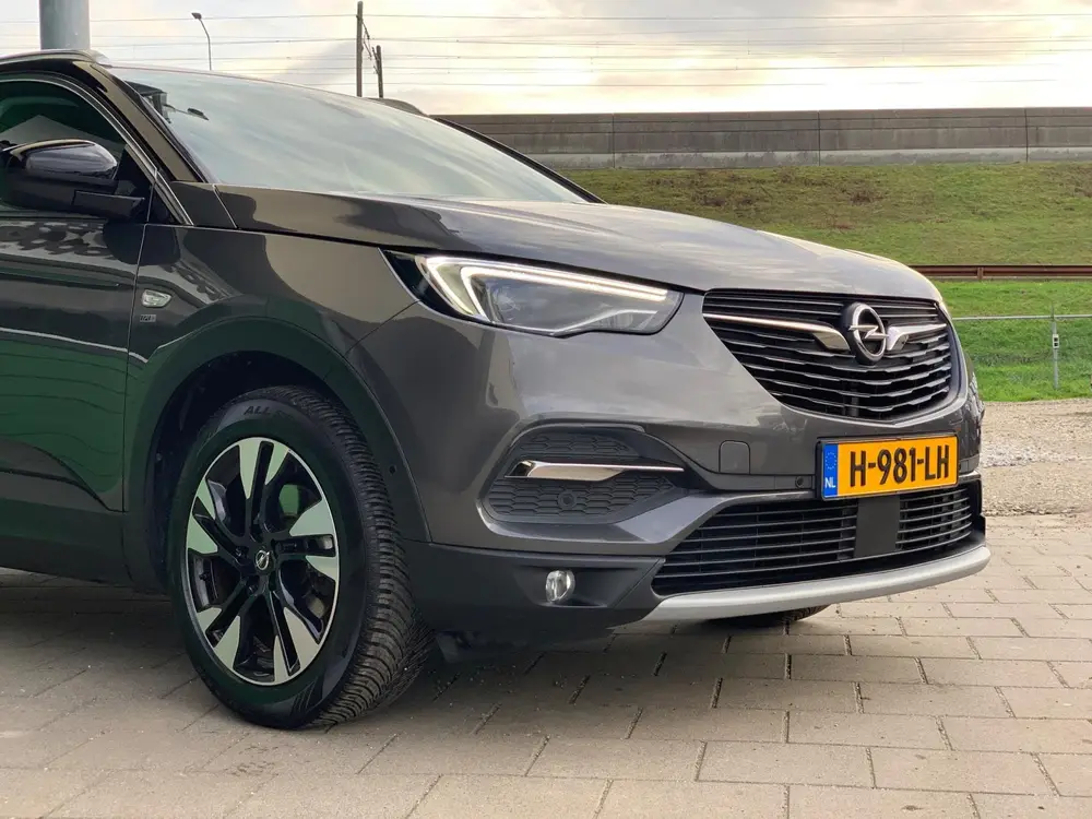 Opel Grandland X 1.2 Turbo Innovation uit 2019, foto 11