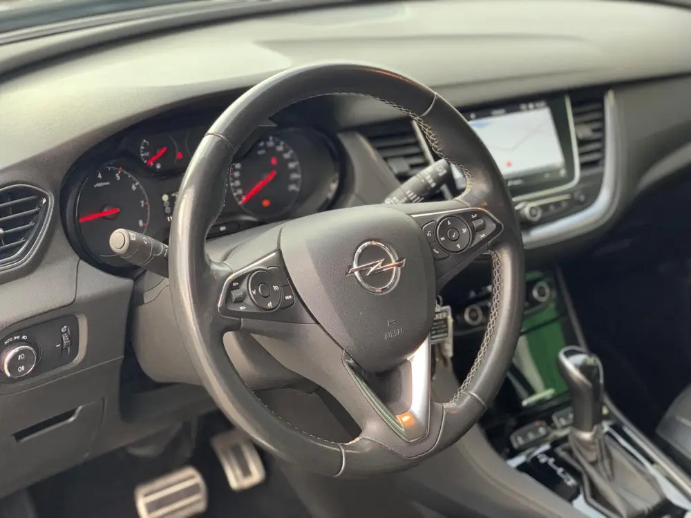 Opel Grandland X 1.2 Turbo Innovation uit 2019, foto 16