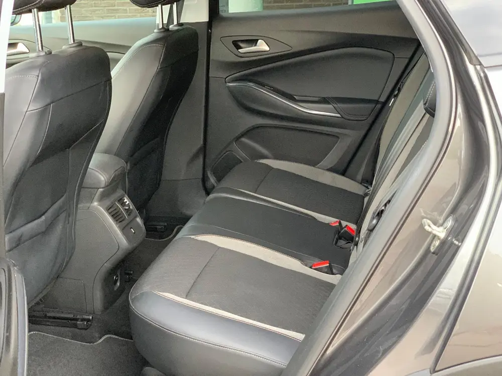 Opel Grandland X 1.2 Turbo Innovation uit 2019, foto 18