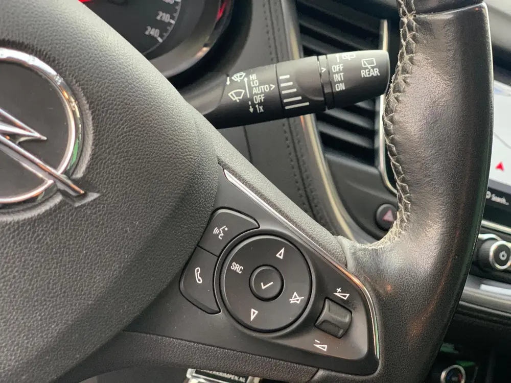 Opel Grandland X 1.2 Turbo Innovation uit 2019, foto 9