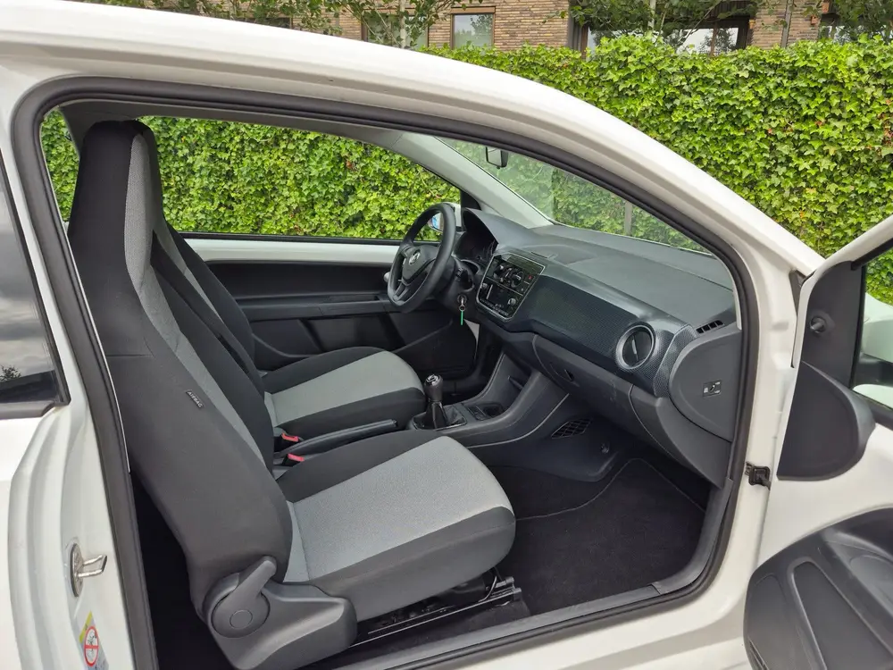 Volkswagen Up! 1.0 BMT take up! | Airco | Parkeersensoren | uit 2019, foto 2