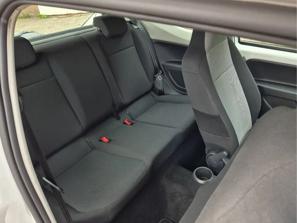 Volkswagen Up! 1.0 BMT take up! | Airco | Parkeersensoren | uit 2019, foto 9