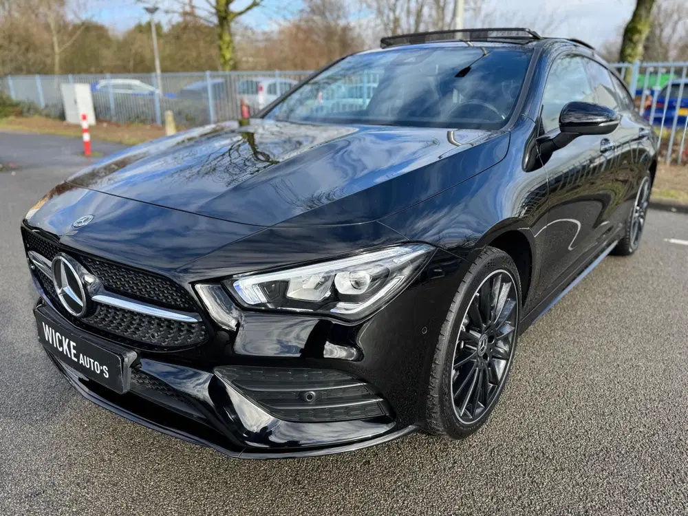 Mercedes-Benz CLA 250 e AMG Panorama L uit 2022, foto 2