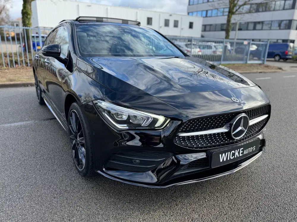 Mercedes-Benz CLA 250 e AMG Panorama L uit 2022, foto 4