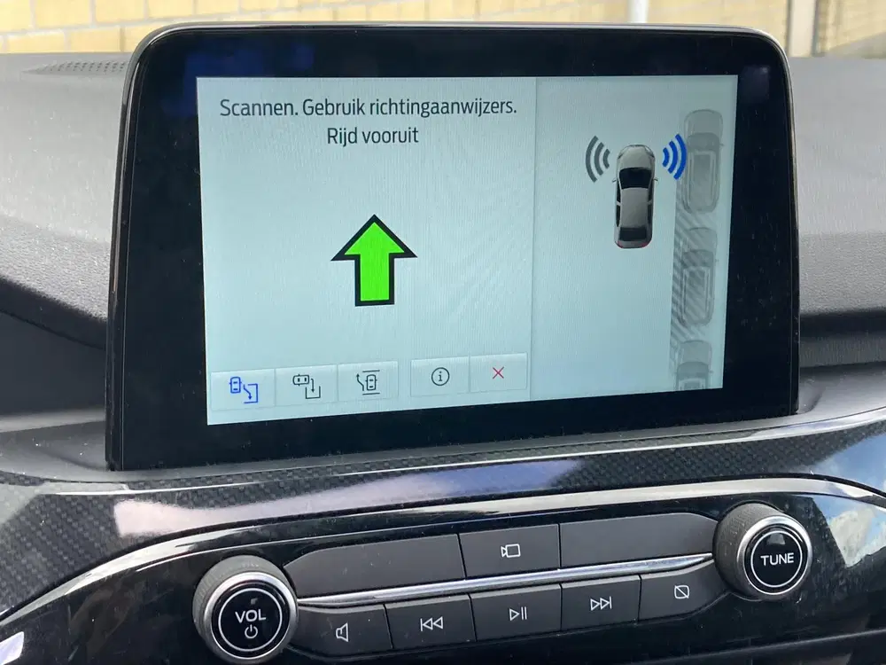 Ford Kuga 2.5 PHEV 225 ST-Line X Panoramadak- Driver uit 2023, foto 16