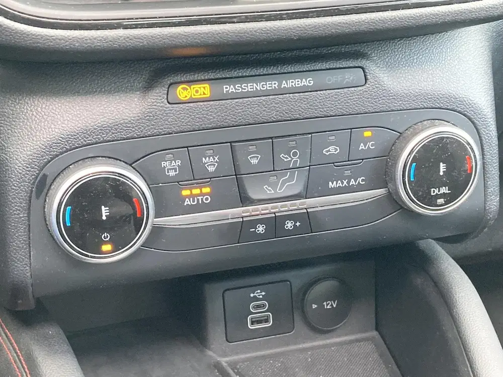 Ford Kuga 2.5 PHEV 225 ST-Line X Panoramadak- Driver uit 2023, foto 17