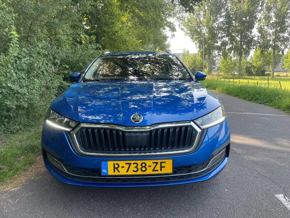 Skoda Octavia Combi 1.0 E-TSI Business Edition Plus uit 2023, foto 2