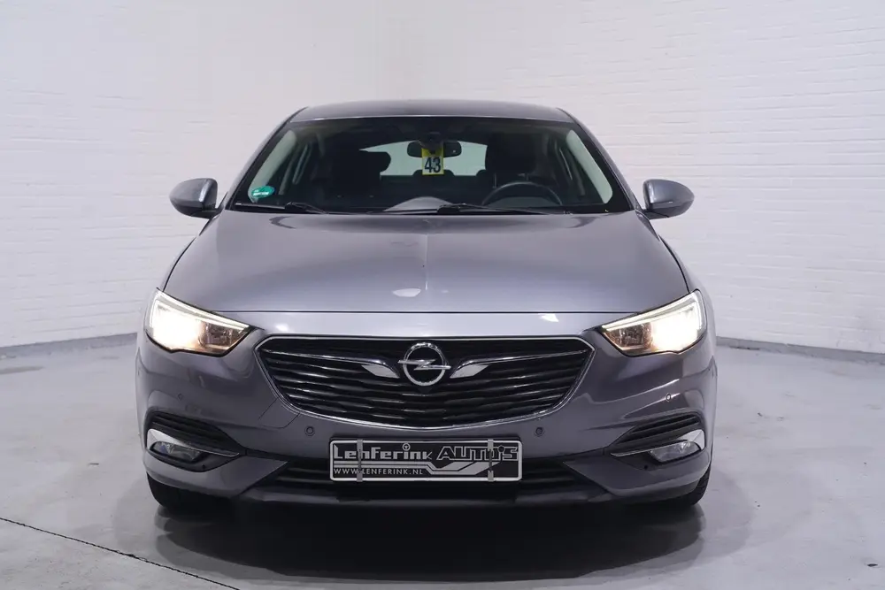 Opel Insignia 1.6 CDTI Business Executive naviga uit 2020, foto 2