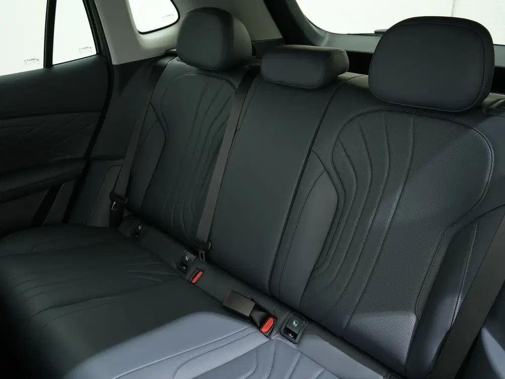 Geely Starray EM-i 1.5 PLUG-IN HYBRID 262PK PRO 1005KM WLTP uit 2026, foto 5