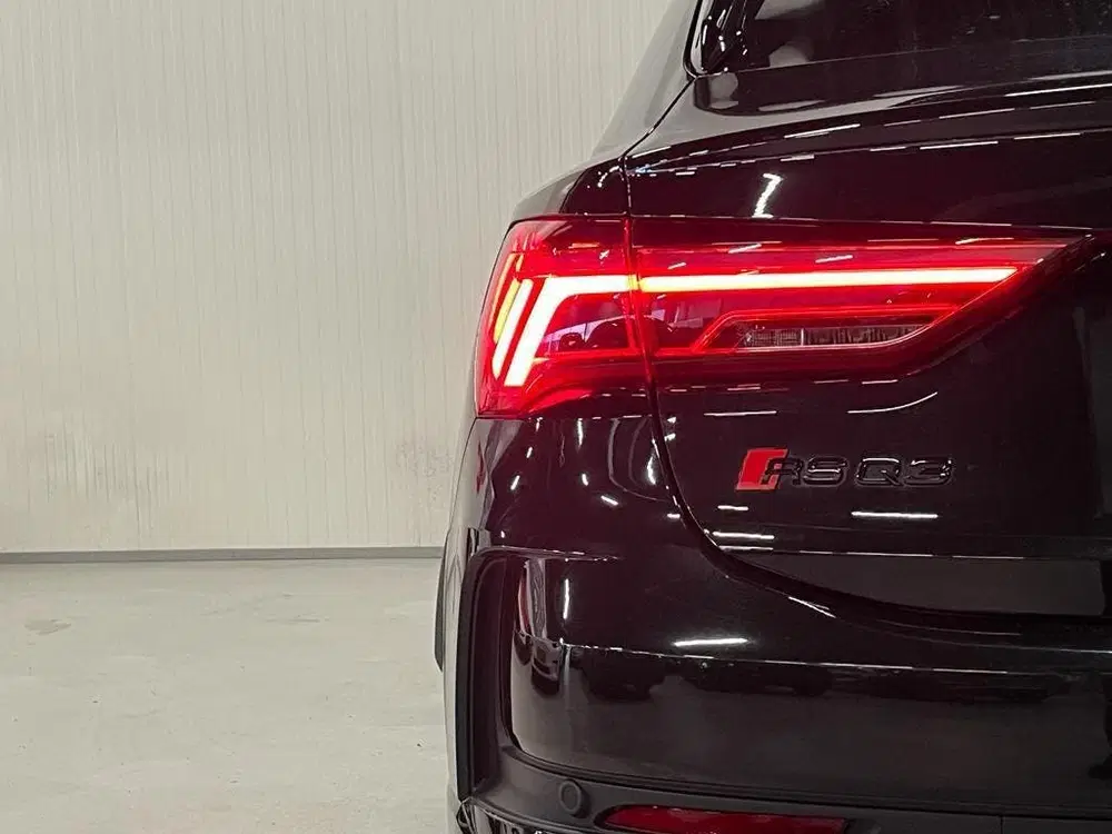 Audi RS Q3 TFSI RS uit 2021, foto 15