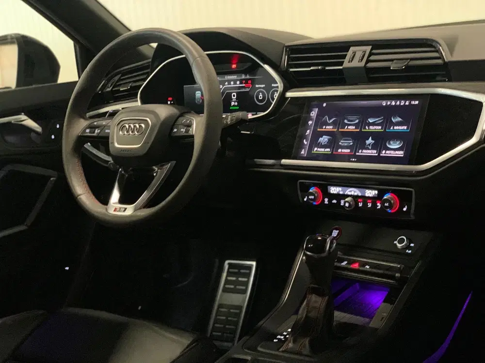 Audi RS Q3 TFSI RS uit 2021, foto 17