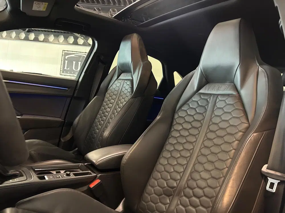 Audi RS Q3 TFSI RS uit 2021, foto 3