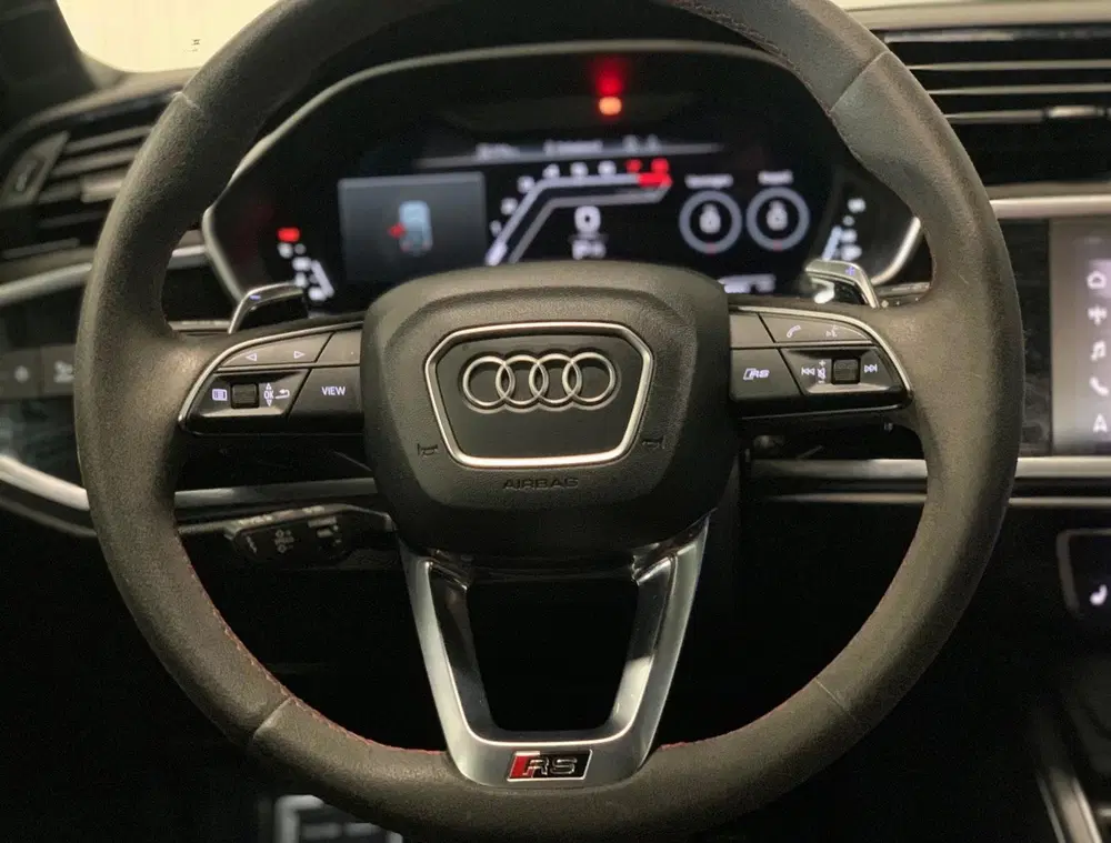Audi RS Q3 TFSI RS uit 2021, foto 9