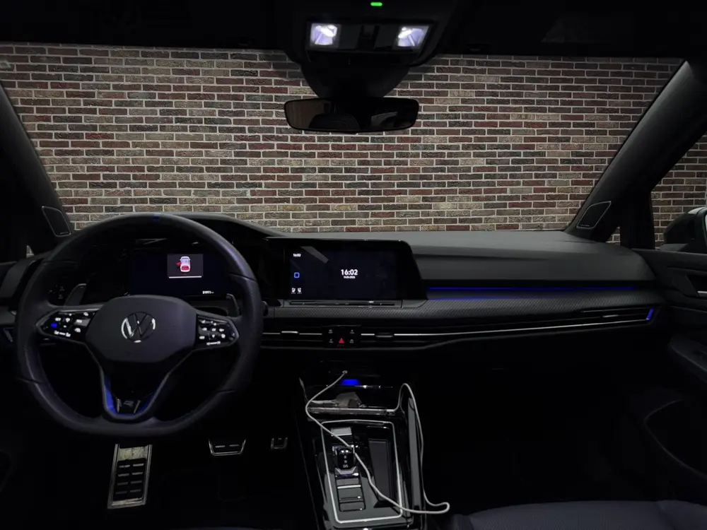 Volkswagen Golf 2.0 TSI R 4Motion CARBON Pakket Panorama H/K uit 2023, foto 9