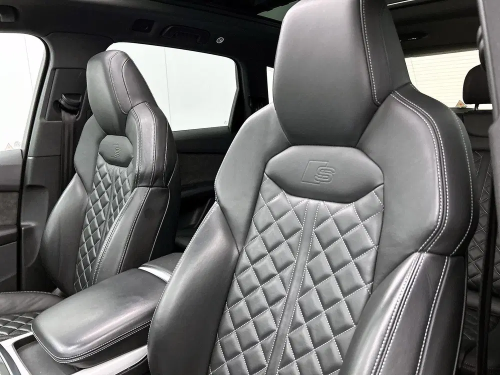 Audi Q7 55 TFSI e quattro Pro Line 381 PK uit 2020, foto 10