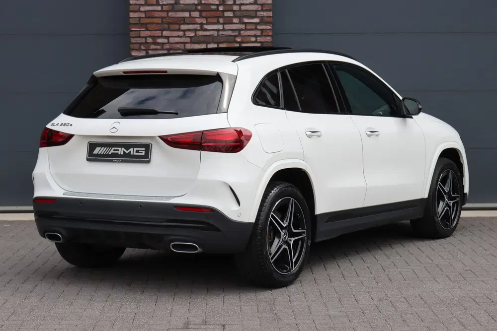 Mercedes-Benz GLA GLA 250 e Star Edition AMG Line uit 2024, foto 7