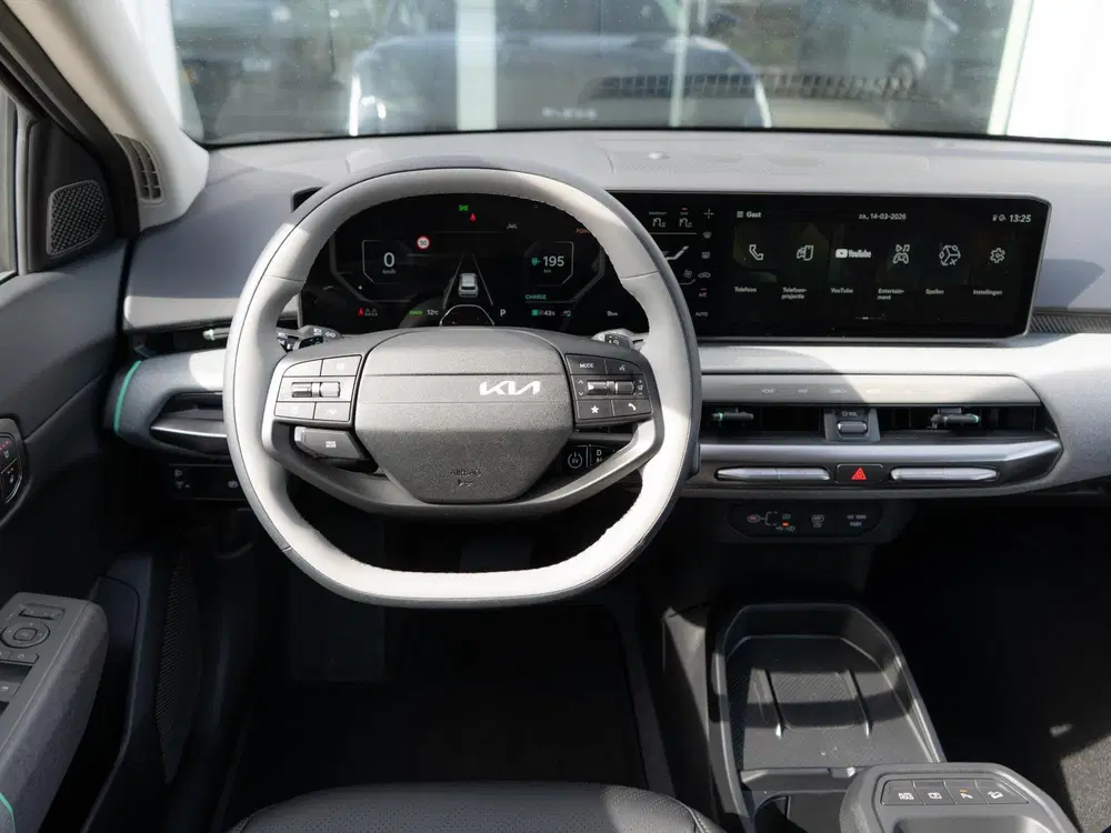 Kia EV4 Plus Advanced 81.4 kWh uit 2026, foto 3