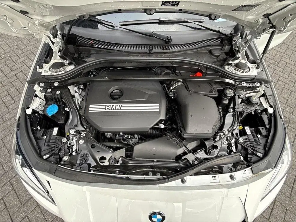 BMW 1-serie 120 uit 2025, foto 10