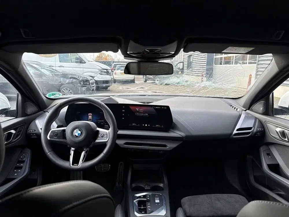 BMW 1-serie 120 uit 2025, foto 13