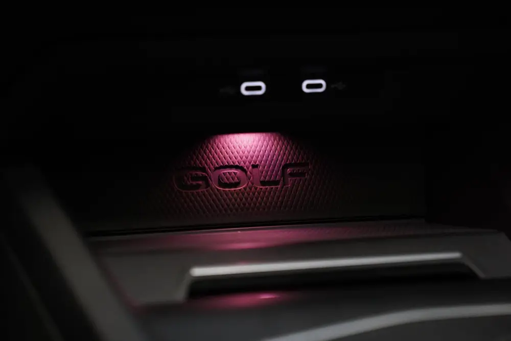 Volkswagen Golf 2.0 TSI GTI Akrapovič Panoramadak Harman&Ka uit 2020, foto 17