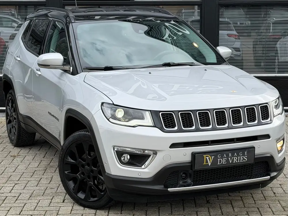 Jeep Compass 1.3T Limited DDCT Aut Full Option ACC 1750KG Tr uit 2020, foto 17