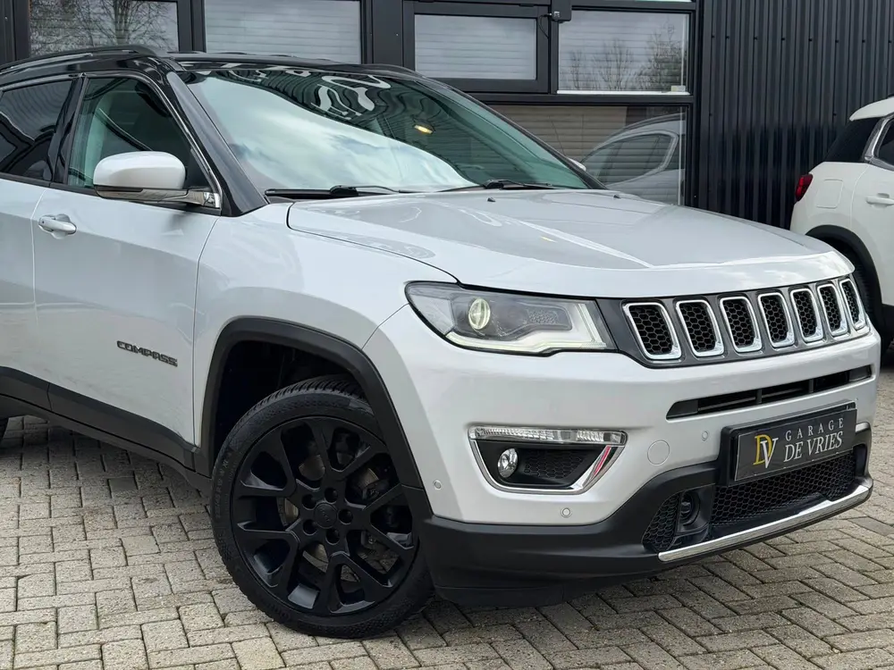 Jeep Compass 1.3T Limited DDCT Aut Full Option ACC 1750KG Tr uit 2020, foto 19