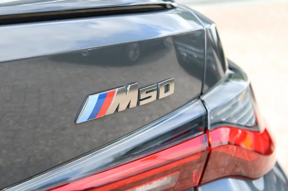 BMW i4 M50 High Executive 84 kWh uit 2023, foto 10
